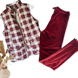 Bundle of 2| St. John's Bay S Red and white Vest | Forever 21 S Velvet Leggings